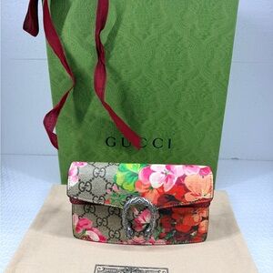 Gucci Dionysus GG Supreme Super Mini